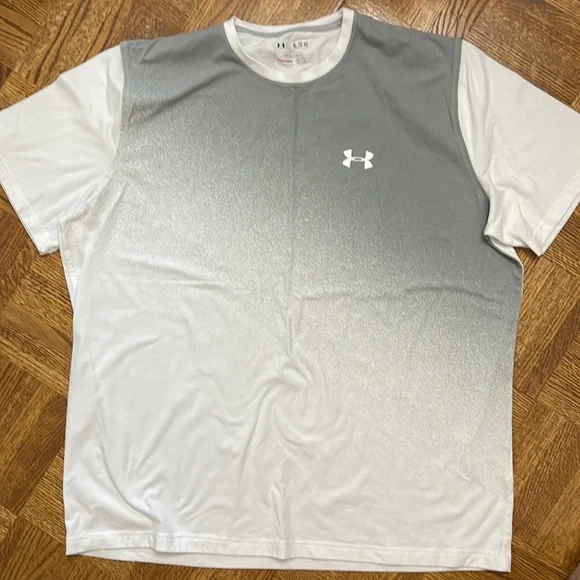 Under Armour - Picture 3 of 4